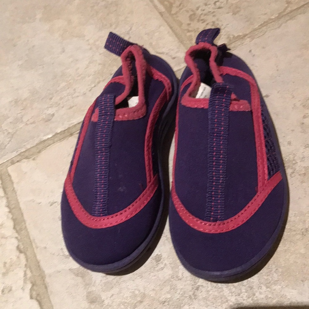 ☀️Summer Water Shoes🏝 Size 6